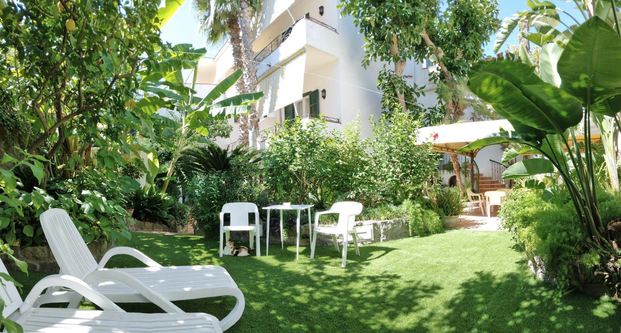 Hotel Villa Angelica Lacco Ameno  Buitenkant foto