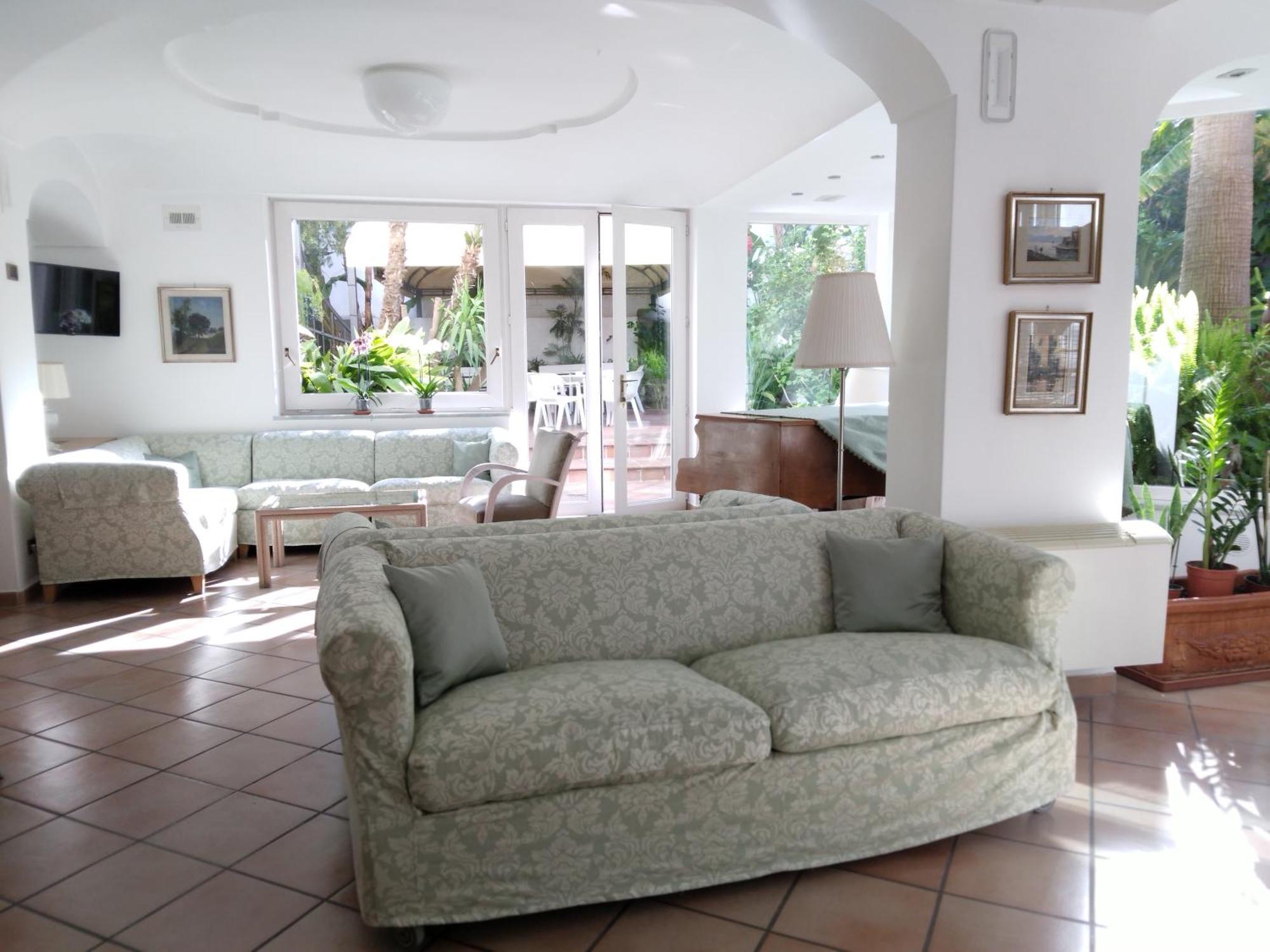 Hotel Villa Angelica Lacco Ameno  Buitenkant foto