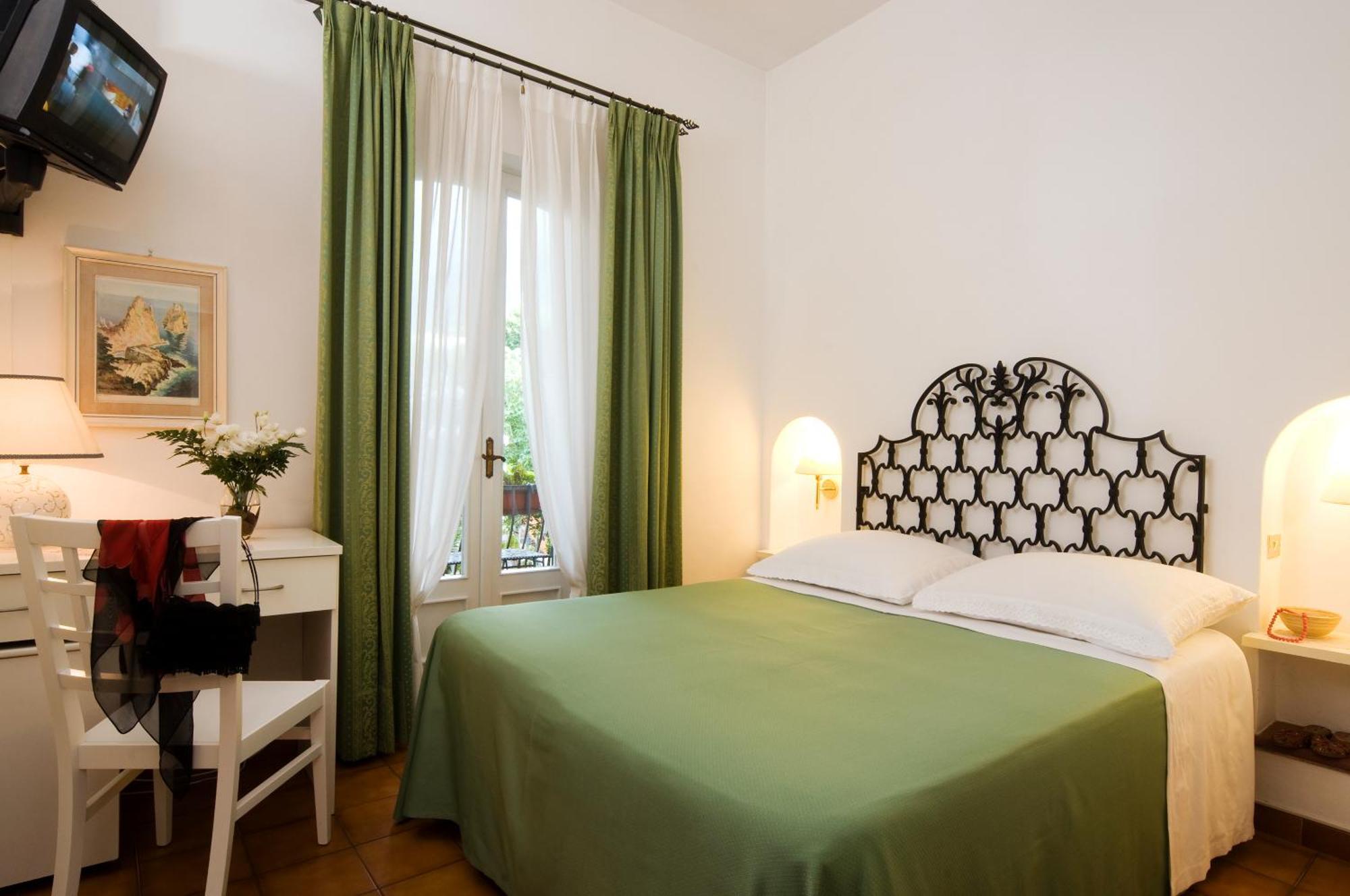 Hotel Villa Angelica Lacco Ameno  Buitenkant foto
