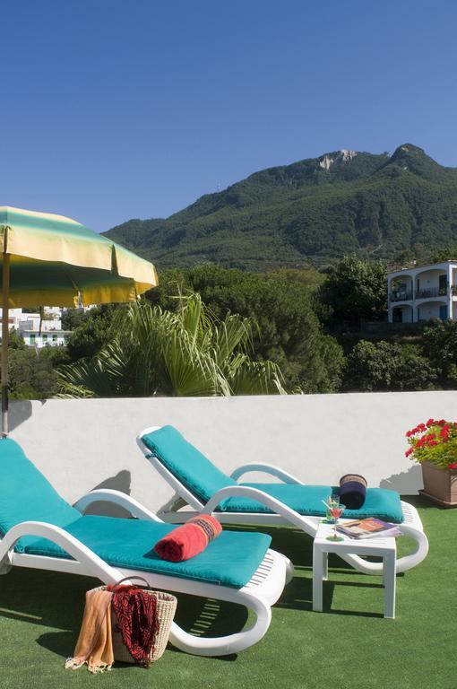 Hotel Villa Angelica Lacco Ameno  Buitenkant foto